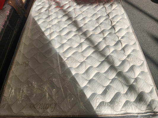 ALLAY MEDIUM QUEEN MATTRESS - EX-DISPLAY