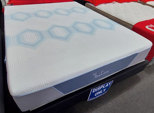 Sleep Republic CoolTech Queen Mattress