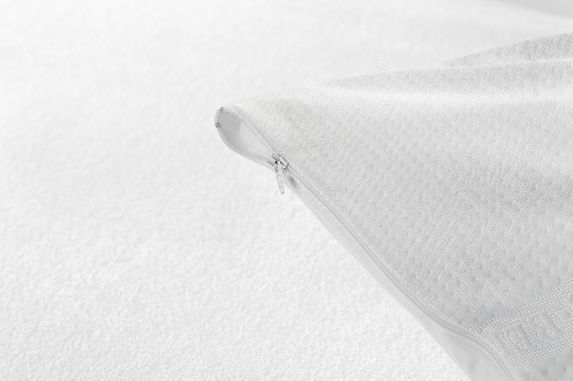 Pillow Protectors - Tencel Signature Series image 2