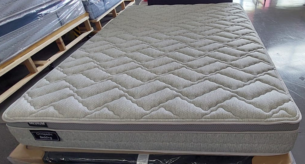 LENNOX MEDIUM CLEARANCE QUEEN MATTRESS