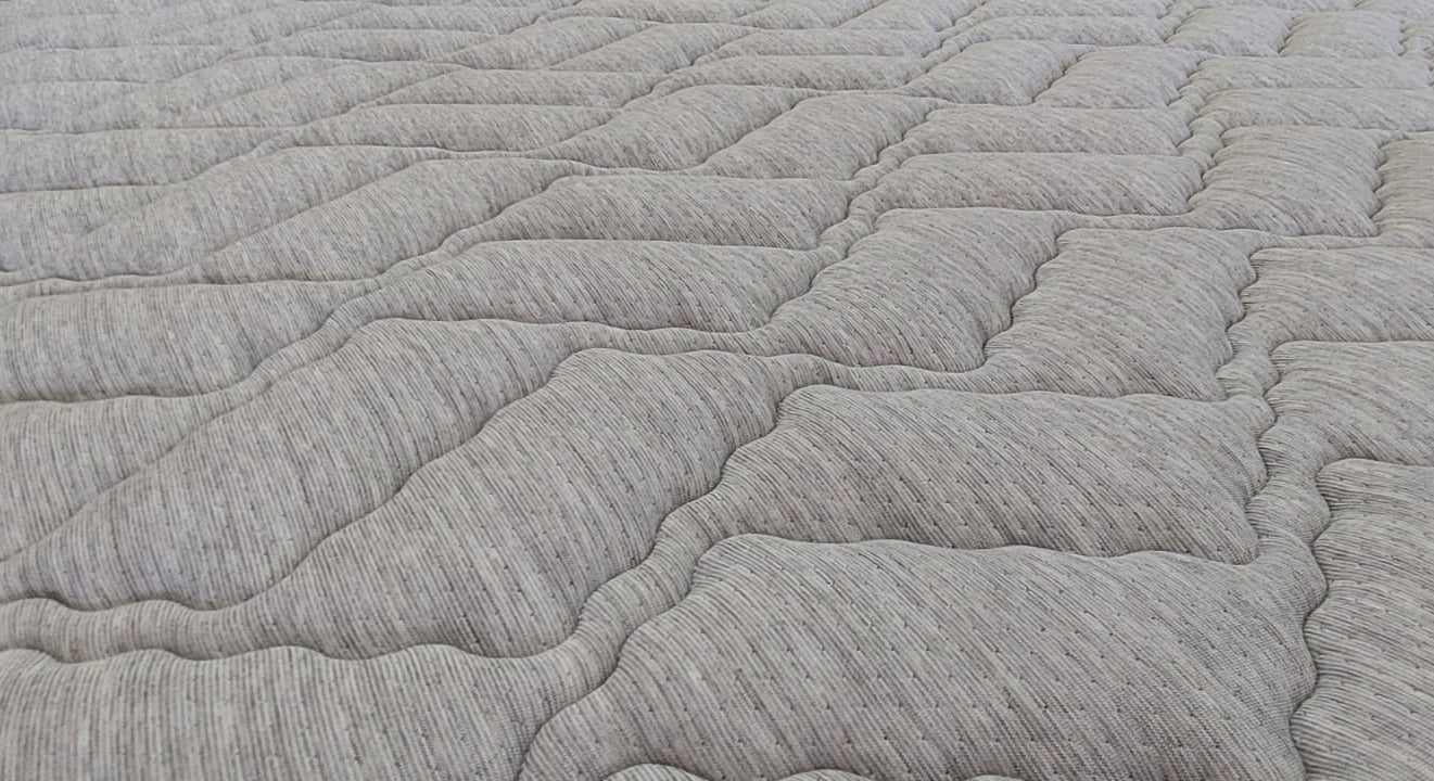 LENNOX MEDIUM CLEARANCE QUEEN MATTRESS